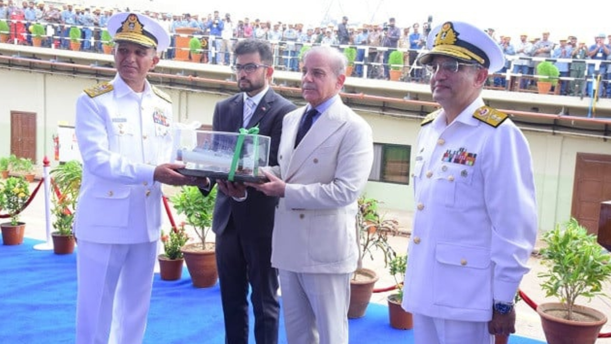 PM Shehbaz Sharif Unite for a Powerful Partnership: Pakistan and Turkey’s Future Plans Revealed!