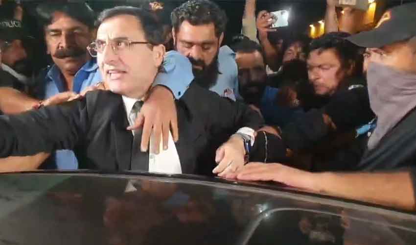 Police Arrest Multiple PTI Leaders Inside Parliament House