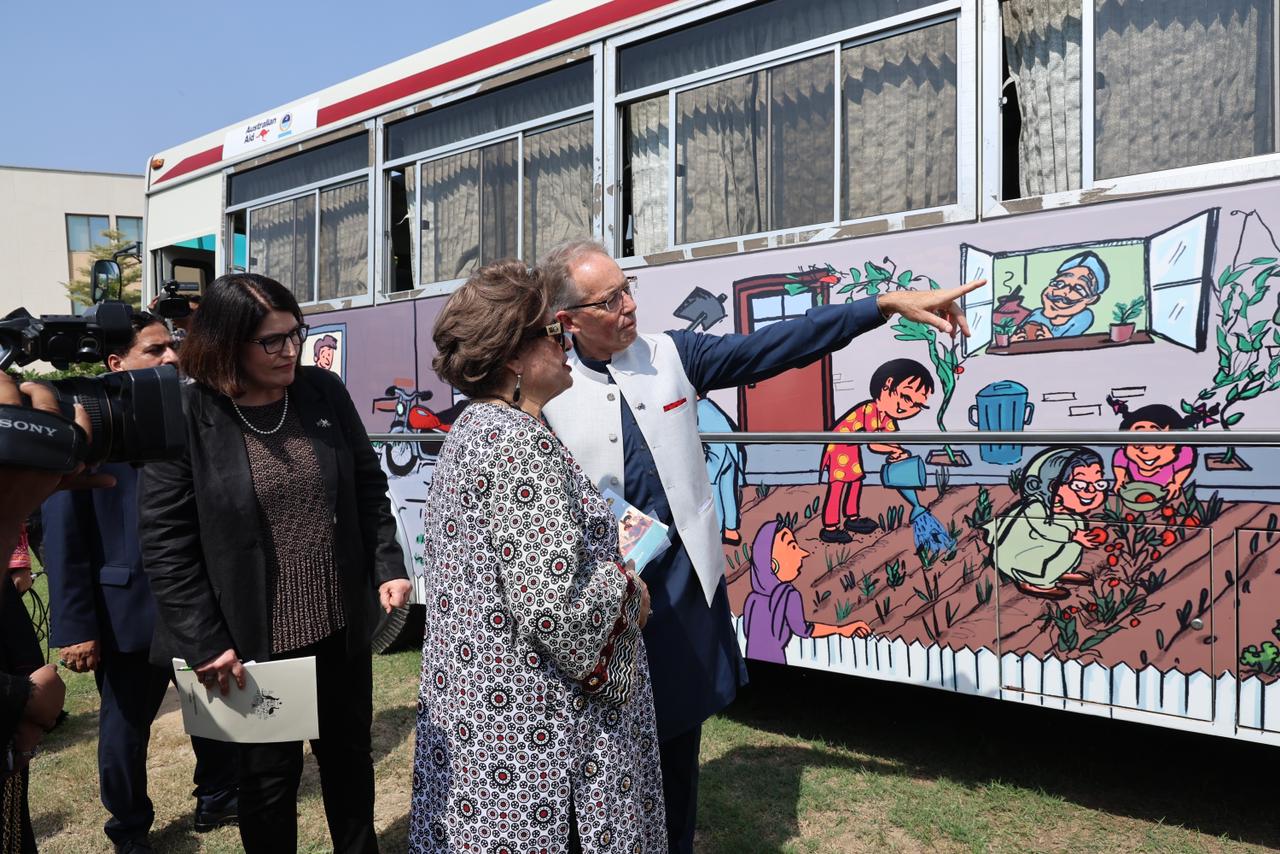 Innovative Bus Art to Tackle Climate Change in Punjab