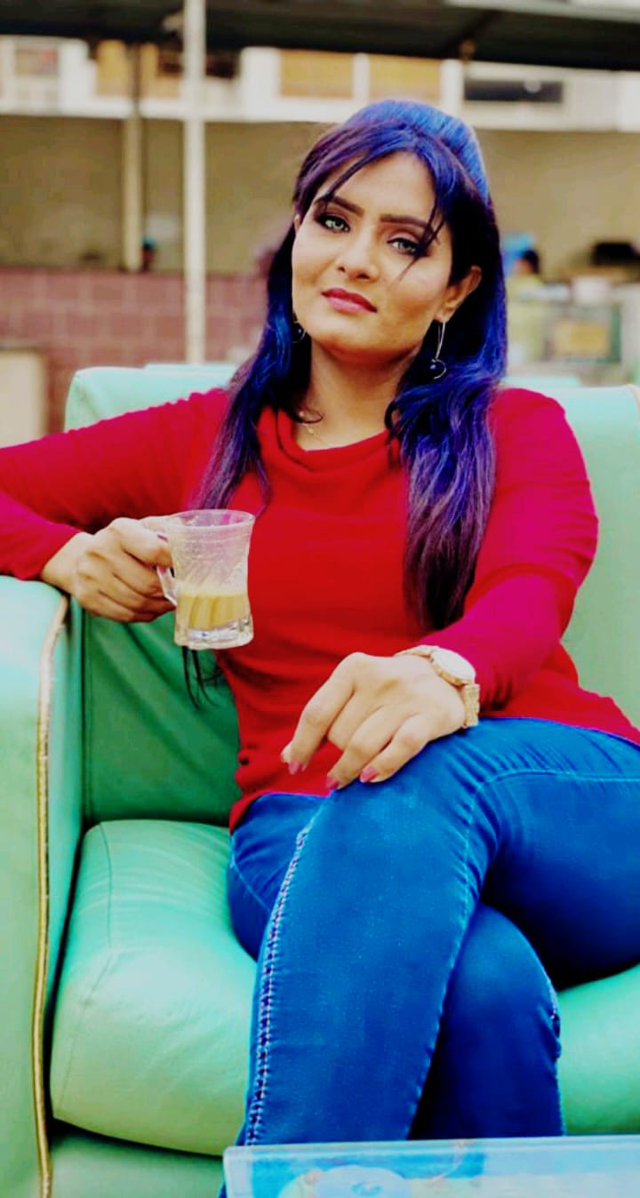 From 500 Stage Plays to Showbiz Fame: Sapna Ghazal’s Story