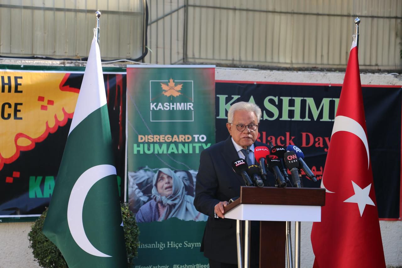 Pakistan Embassy in Ankara Marks Kashmir Black Day