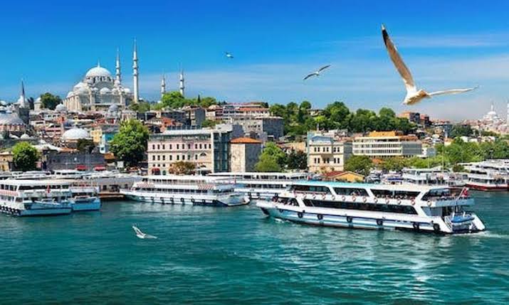 Tourism Treasure: Türkiye Rakes in $9.5B in Just Three Months