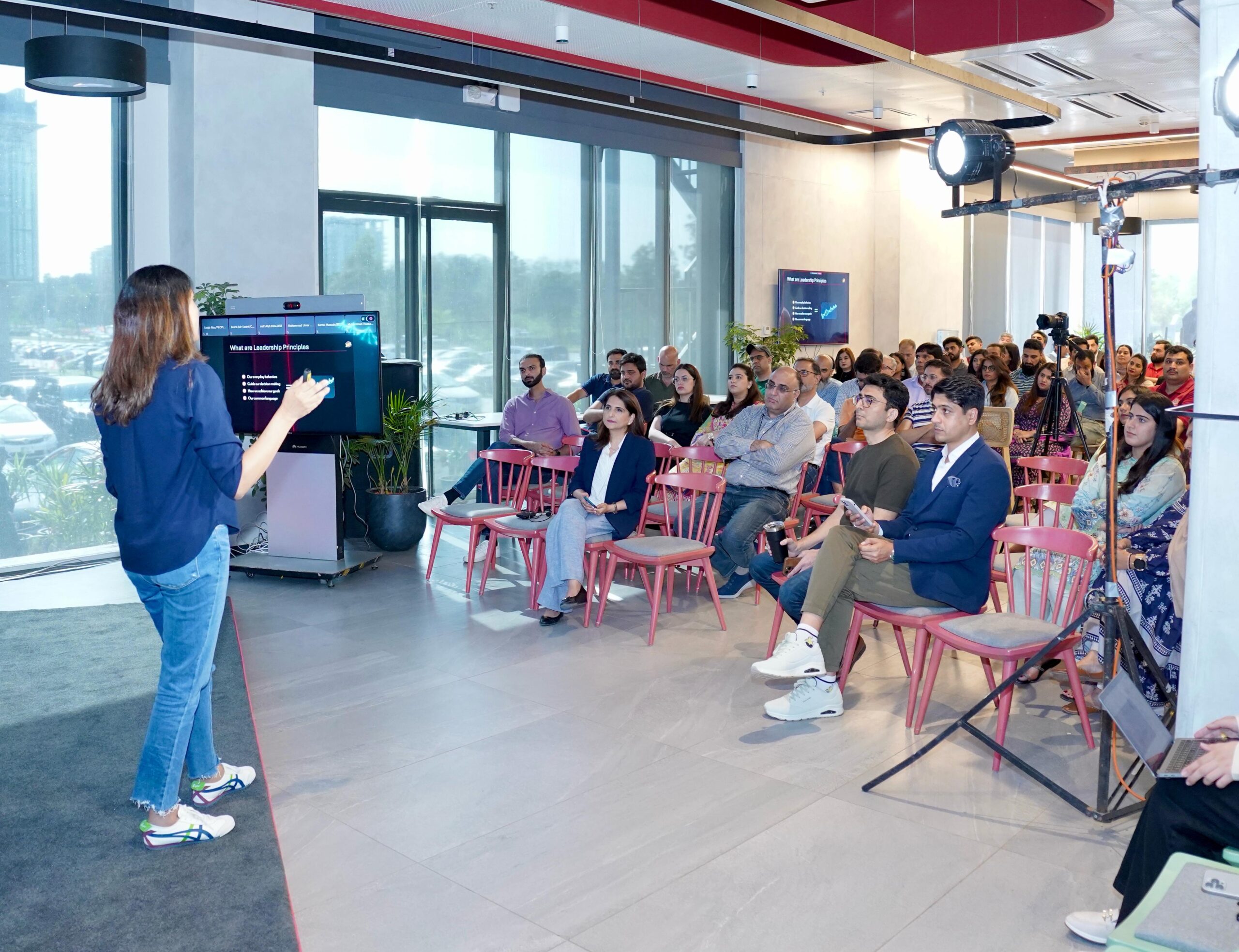 Jazz Unveils New Leadership Principles for Digital Service Company