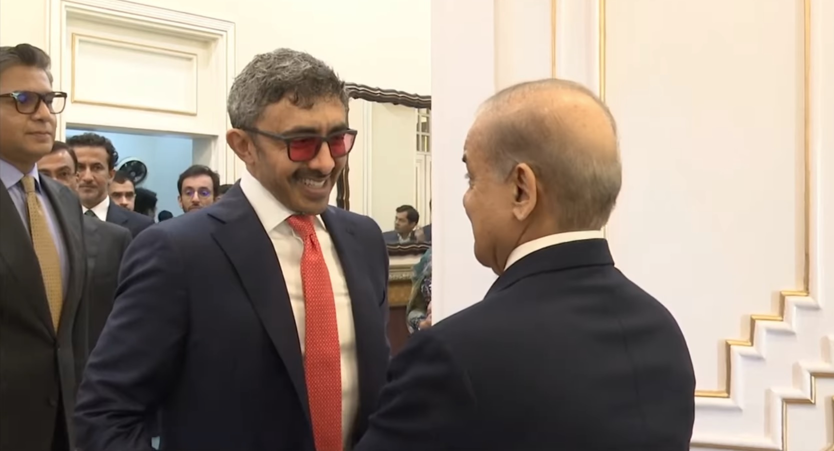 PM reiterates Pakistan’s desire to elevate Pak-UAE political ties