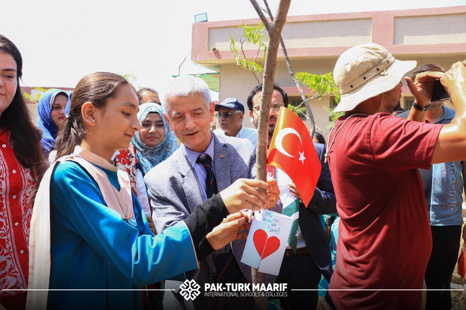 Karachi Celebrates 23rd Turkish National Sovereignty and Children's Day