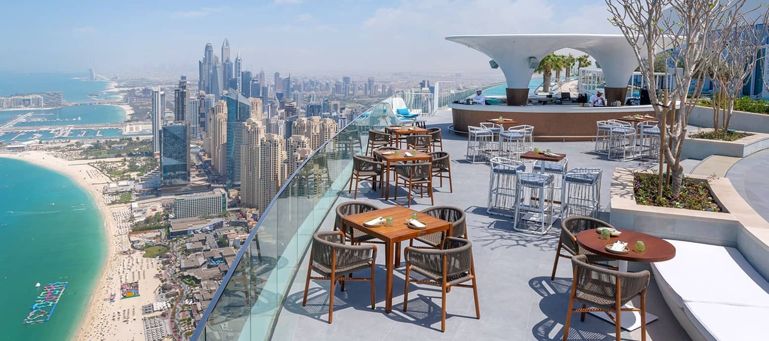 Top 5 Rooftop Pools in Dubai with Stunning Skyline Views and Luxury Vibes