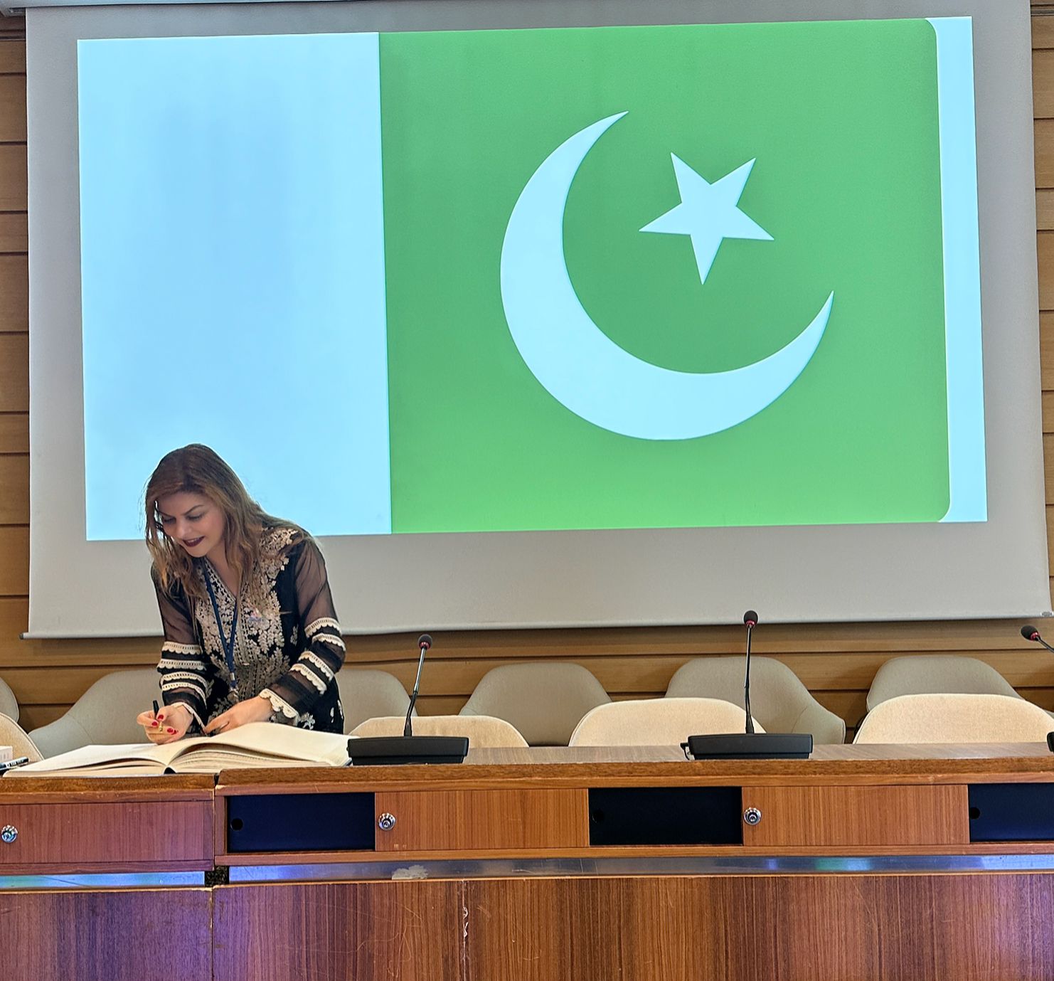 Tara Uzra Dawood Represents Pakistan at UNESCO Olymp’Arts 30th Anniversary in Paris