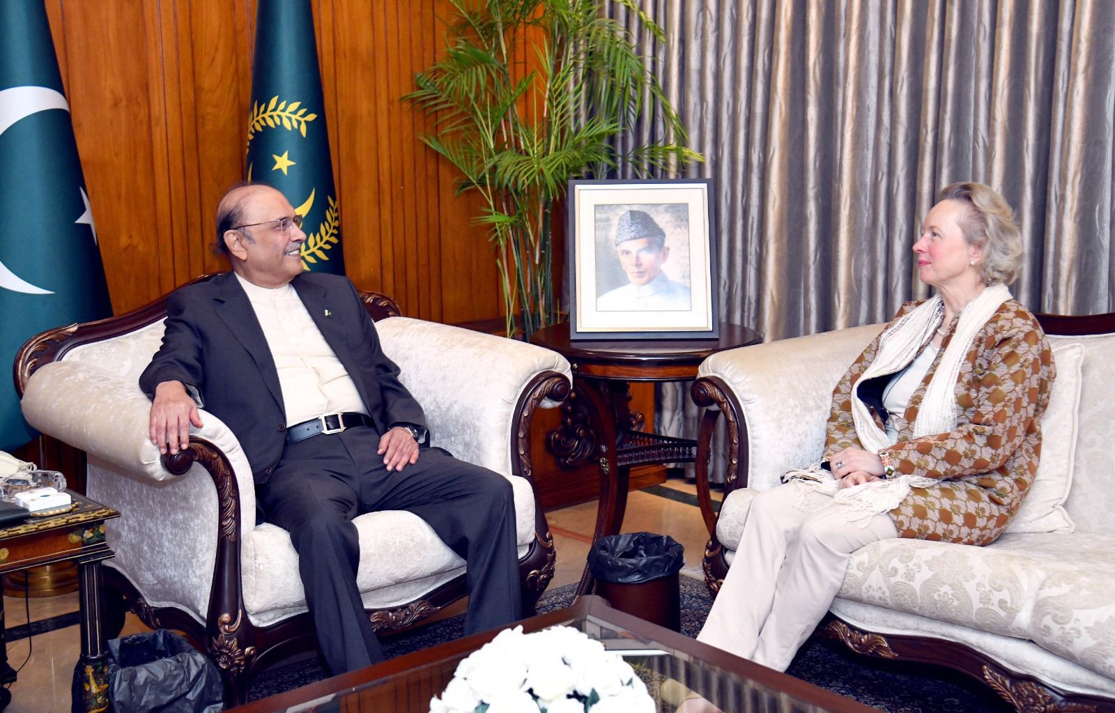 President Zardari Bids Farewell to Austrian Ambassador, Calls for Boosting Trade and Tourism Cooperation