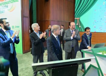 PM Shehbaz Warns India of Decisive Response Over Water Blockade Threats