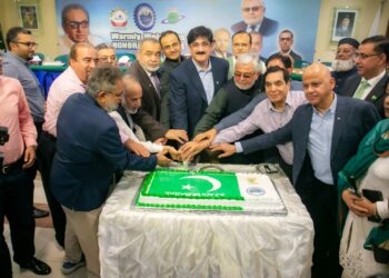 Sindh CM Marks Independence Day at KCCI, Announces Major Water Projects