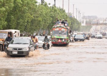 Karachi Rains: Death Toll Rises to 19 on Second Day of Monsoon Showers, Flooding and Power Outages