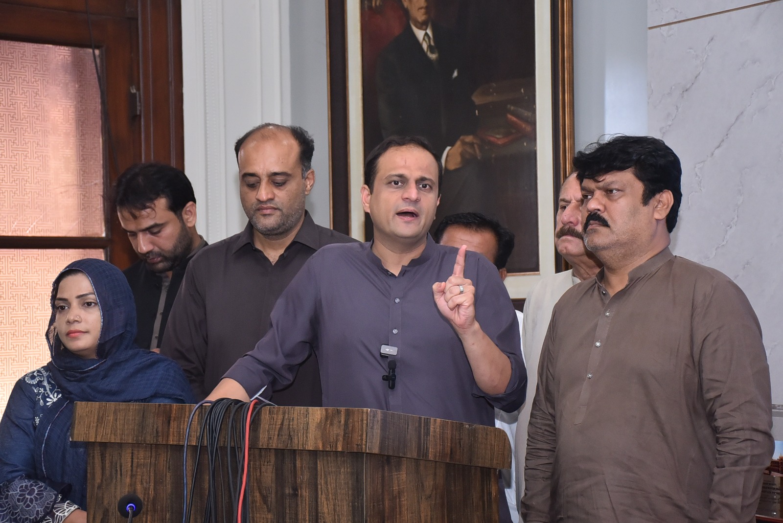 Mayor Murtaza Defends Drain Cleaning Efforts, Blames Opposition for Negative Propaganda