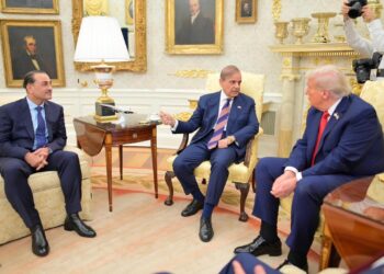 Shehbaz, Trump Hold “Warm and Cordial” Meeting at White House