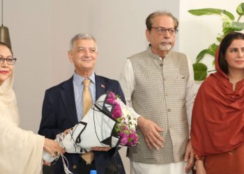 Arts Council Karachi Hosts Farewell for Turkish Consul General Cemal Sangu