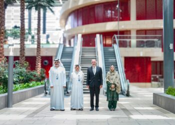 Ambassador Faisal Tirmizi Visits Sheikh Tahnoon Medical City and Salma Rehabilitation Center in Al Ain