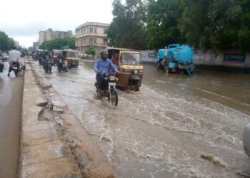 Karachi Rains: Death Toll Rises to Seven, Hundreds Rescued as Malir and Lyari Rivers Overflow