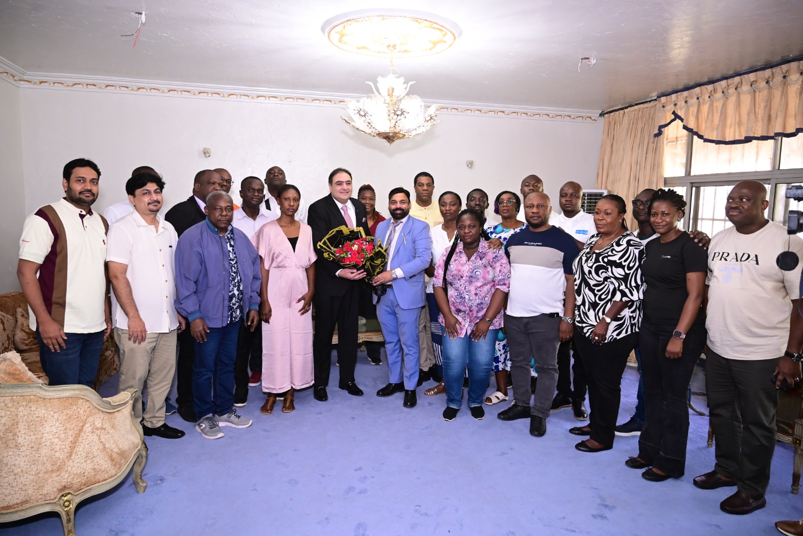 Ivorian Doctors’ Delegation Visits Ivory Coast Consulate in Karachi
