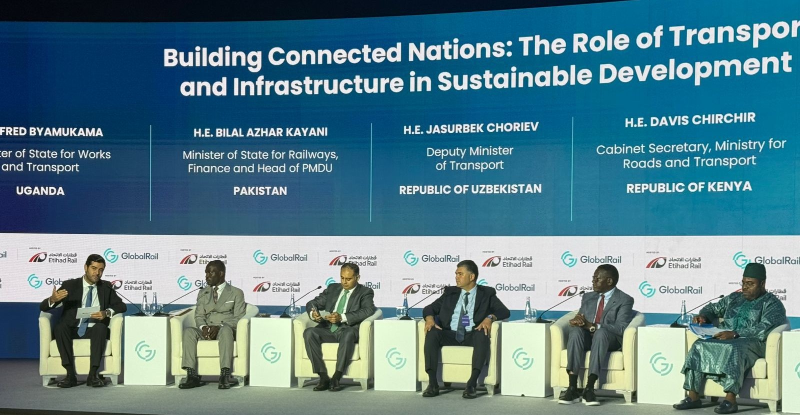 Pakistan Showcases Rail Vision at Global Rail Conference in Abu Dhabi