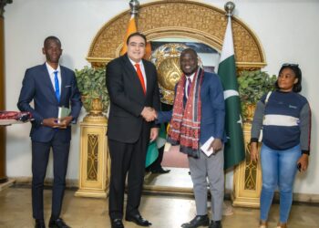 Ivory Coast Delegation Immerses in Karachi’s Culture