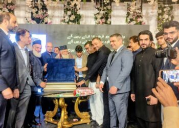 Haji Abdul Samad Pardesi receives Lifetime Achievement Award for decades of community service