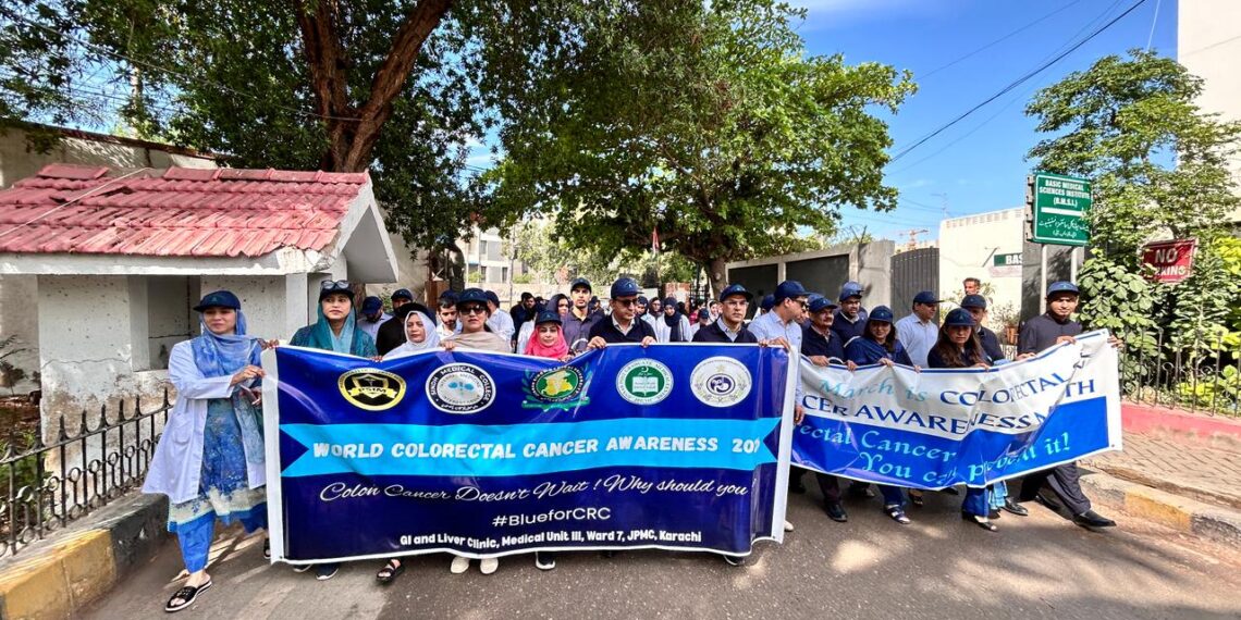 JSMU Leads Colorectal Cancer Awareness Drive in Karachi