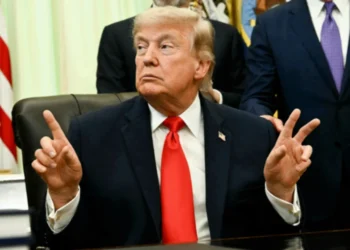 Trump discusses Iran deal during diplomatic meeting in France