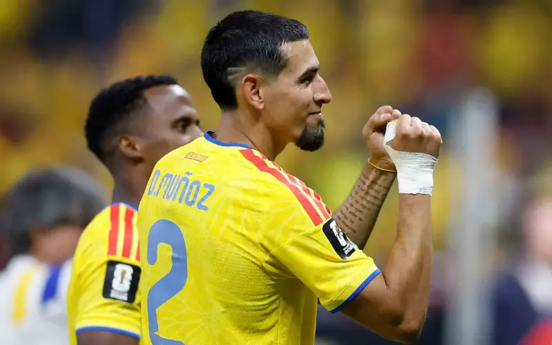 Daniel Muñoz celebrating Colombia's winning goal against DR Congo in the FIFA World Cup 2026