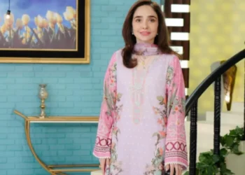 Actor Juggun Kazim speaks about littering and environmental protection on the Murree hiking trails.