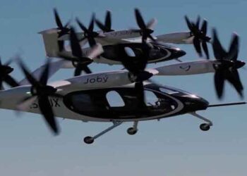 A BETA Technologies electric aircraft operating during the United States' first electric air taxi pilot programme.