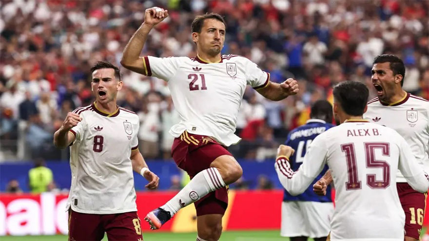 Spain players celebrate their 2-0 victory over France in the FIFA World Cup semi-final.