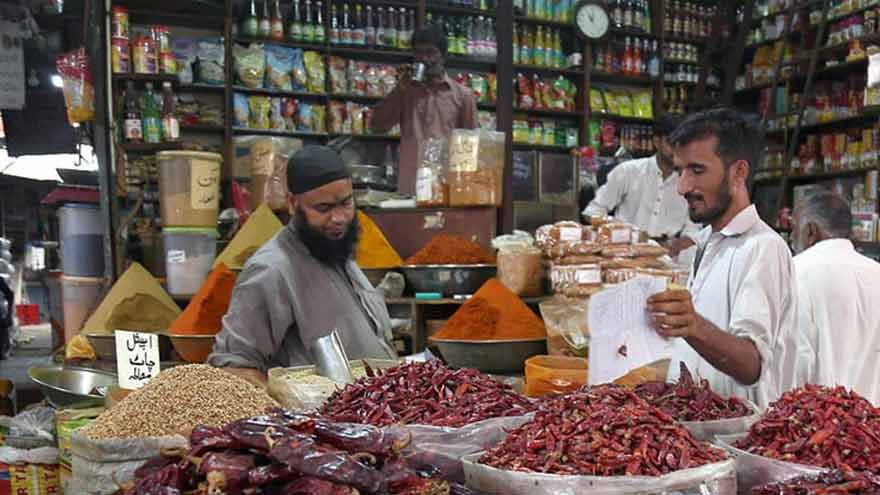International Monetary Fund report outlining Pakistan's inflation forecast and economic outlook for FY2026-27.