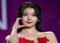 South Korean singer IU postpones her album and cancels concert because of worsening ear condition.