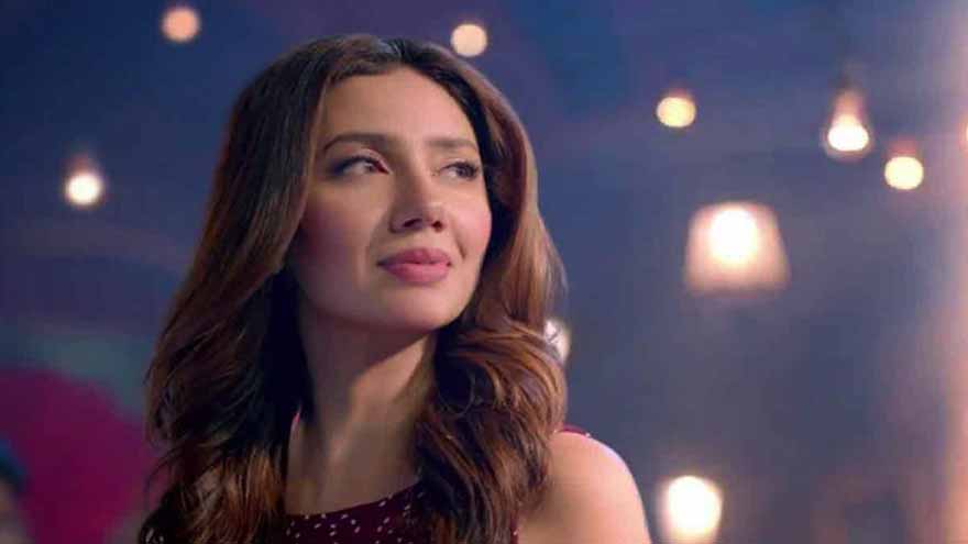 Pakistani actor Mahira Khan greeting guests during a London fundraising event supporting humanitarian aid for Gaza.