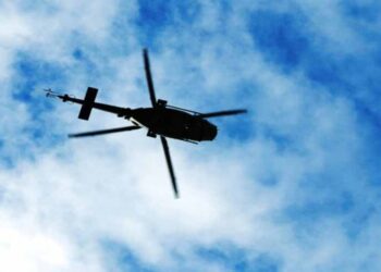A Bell 412 firefighting helicopter involved in a fatal crash during wildfire response operations in San Juan, Argentina.