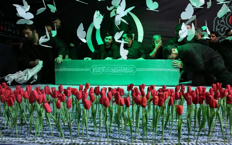 Mourners gather in Tehran as Iranian authorities prepare nationwide funeral ceremonies for Ayatollah Ali Khamenei following unverified reports of his death.