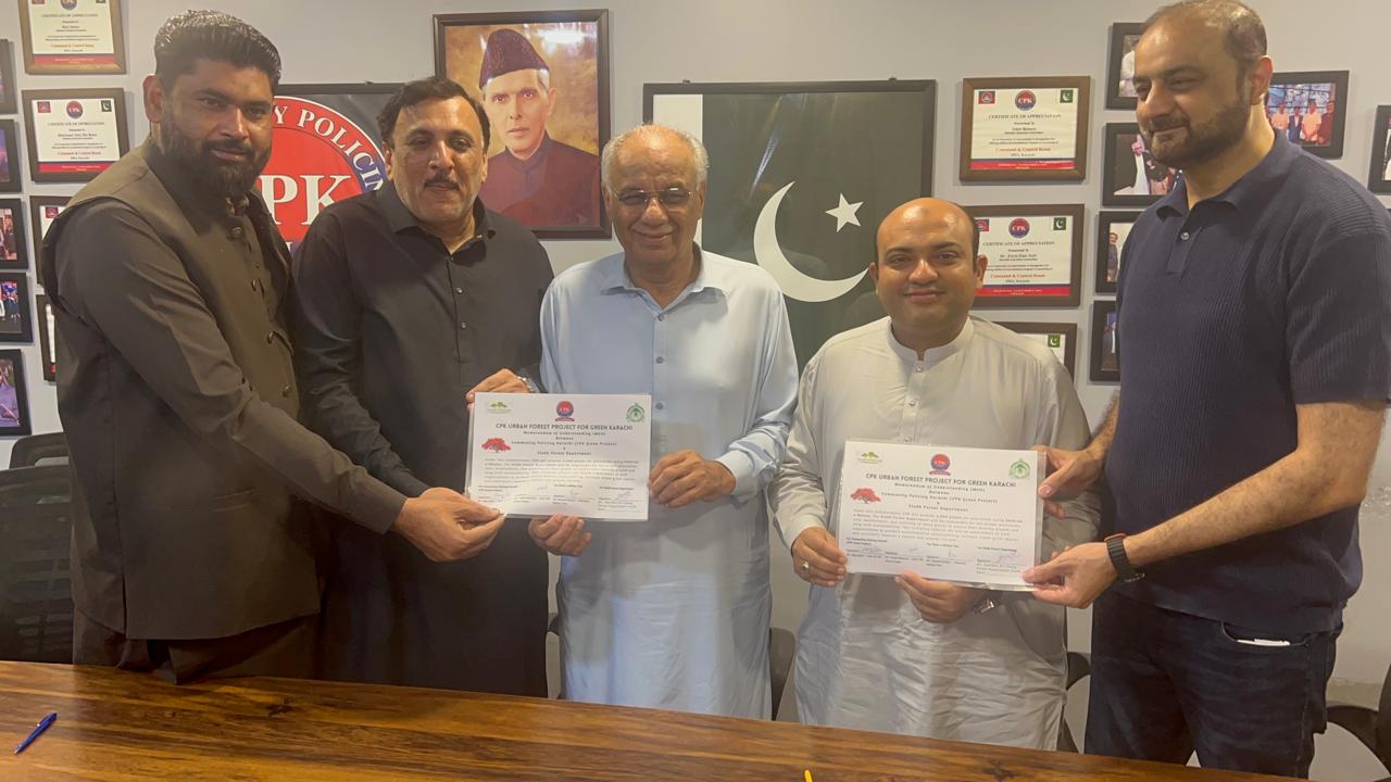 Representatives of Community Policing Karachi, Plant a Million Pakistan and the Sindh Forest Department sign an agreement to launch the CPK Urban Forest Project.