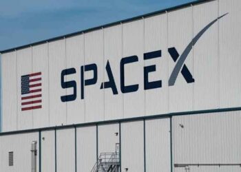 SpaceX logo representing the company's first quarterly earnings report following its record-breaking IPO.