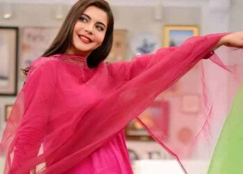 Pakistani television host Nida Yasir discussing her health and fitness routine.