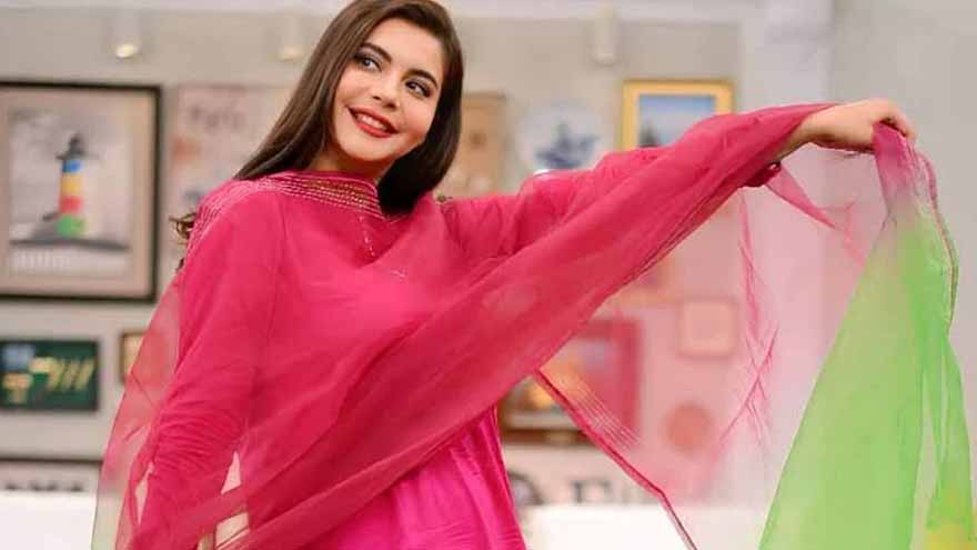 Pakistani television host Nida Yasir discussing her health and fitness routine.