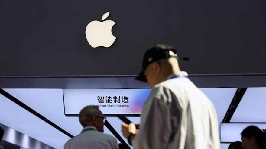 Apple develops China-specific artificial intelligence model with Alibaba support