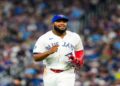 Vladimir Guerrero Jr. leaves Blue Jays game after head collision with George Lombard Jr.