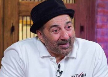 Sunny Deol recalls his warm welcome during a visit to Kartarpur in Pakistan