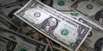 US dollar currency and global markets as investors await inflation data and Jackson Hole signals.