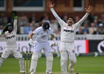 England batters Jamie Smith and Jordan Cox during the second Test against Pakistan at Lord’s