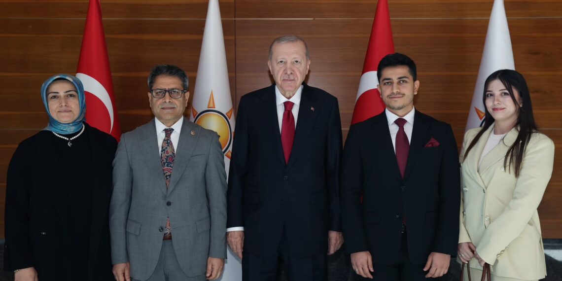 Ambassador Yousaf Junaid represents Prime Minister Shehbaz Sharif at Ahmet Hakan’s wedding in Ankara.