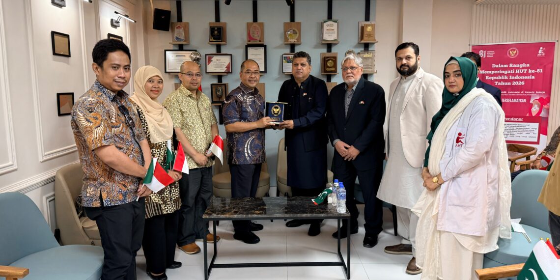 Indonesian Consulate staff and community members donate blood at AMTF Karachi
