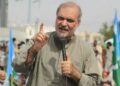 Jamaat-e-Islami chief Hafiz Naeemur Rehman speaking at a press conference in Karachi