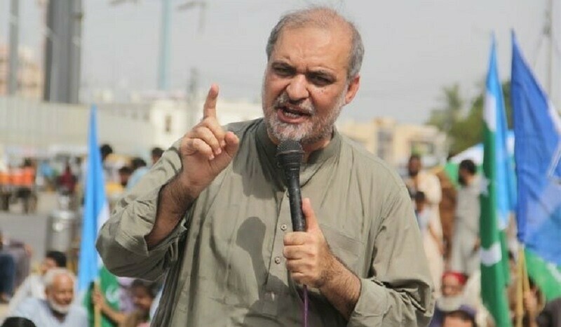 Jamaat-e-Islami chief Hafiz Naeemur Rehman speaking at a press conference in Karachi