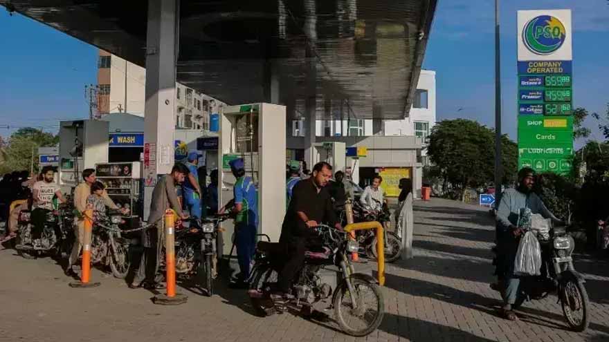Petrol station in Pakistan as the government prepares to deregulate fuel prices