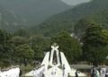 Pakistan Navy Chief Admiral Naveed Ashraf paying tribute to martyrs at Naval Headquarters